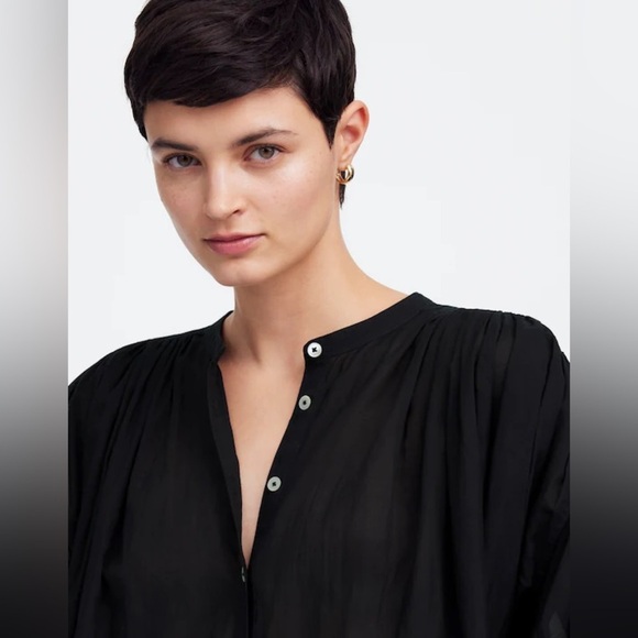 Madewell Shirred Crewneck Balloon Sleeve Button Up Peasant Blouse in Black, XXS - Picture 4 of 14